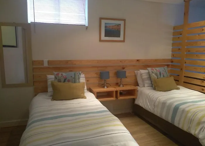 48m² studio Appartement, met 1 privé badkamer in Kaapstad Centrum